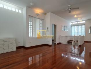 Well Maintained 6 Bedroom House For Rent in Phrom Phong