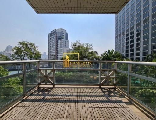 2 Bed Condo For Rent in Phloenchit BR2191CD