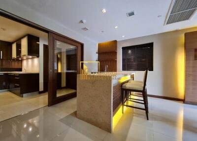 2 Bed Condo For Rent in Phloenchit BR2191CD