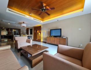 2 Bed Condo For Rent in Phloenchit BR2191CD