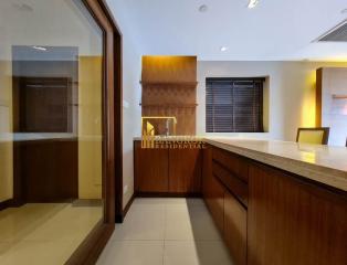 2 Bed Condo For Rent in Phloenchit BR2191CD