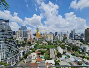 Very Spacious 4 Bed Serviced Apartment With Large Terrace in Phrom Phong