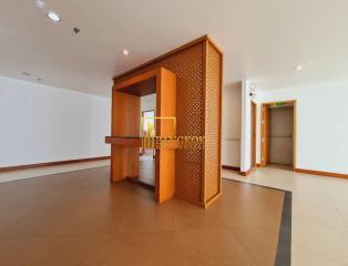 Large 4 Bedroom Penthouse Apartment in Phrom Phong