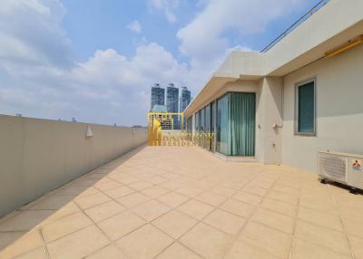 Large 4 Bedroom Penthouse Apartment in Phrom Phong