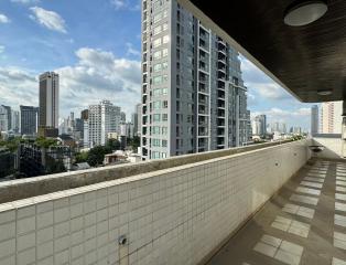 Richmond Palace  Comfortable 3 Bedroom Property in Phrom Phong