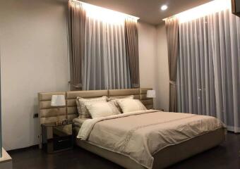 The XXXIX  Luxurious 2 Bedroom Rental Property Near BTS Phrom Phong