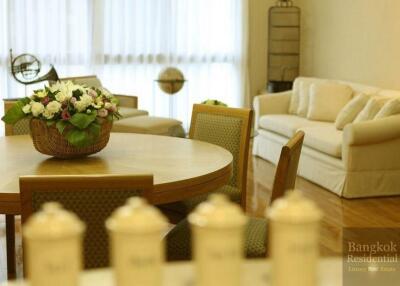 High Quality 3 Bedroom Apartment in Sukhumvit 39