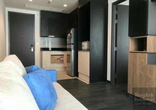 The Edge Sukhumvit 23  Modern 1 Bedroom Condo Near Asoke Interchange