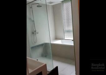 Issara@42  Modern 2 Bed Condo For Rent Near Ekkamai BTS