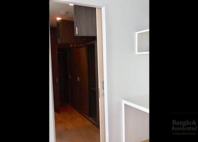 Issara@42  Modern 2 Bed Condo For Rent Near Ekkamai BTS