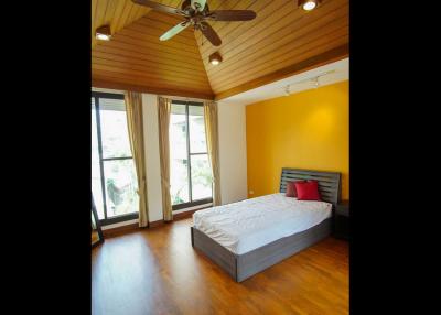 Raintree Village House | 3 Bedroom House With Pool Access in Phrom Phong