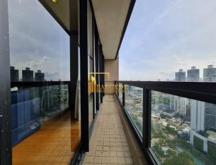 Fantastic 2 Bedroom Serviced Apartment Overlooking Benjasiri Park