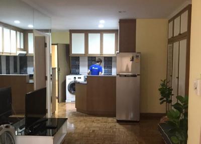 Sathorn Gardens  Spacious 1 Bedroom Condo With Great Facilities