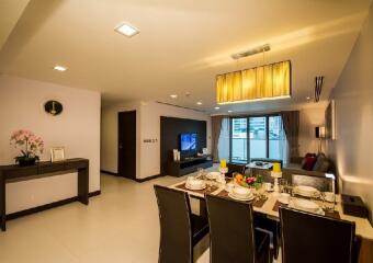 Stylish 3 Bedroom Apartment For Rent in Vibrant Asoke