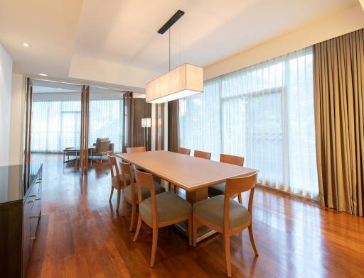 Amazing 4 Bedroom Penthouse Apartment For Rent in Sathorn