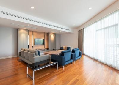 Amazing 4 Bedroom Penthouse Apartment For Rent in Sathorn
