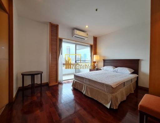 Spacious 2 Bed Pet Friendly Apartment For Rent in Sathorn