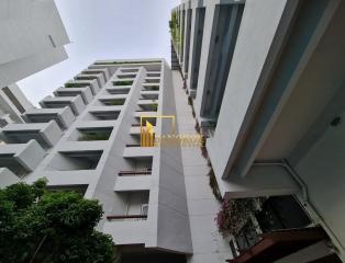 Spacious 2 Bed Pet Friendly Apartment For Rent in Sathorn