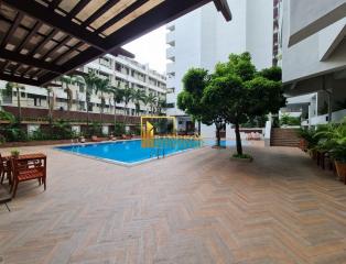 Spacious 2 Bed Pet Friendly Apartment For Rent in Sathorn