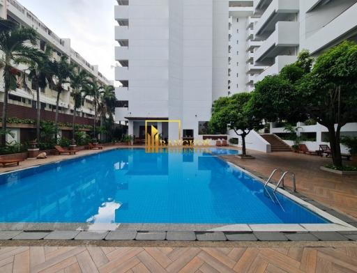 Spacious 2 Bed Pet Friendly Apartment For Rent in Sathorn
