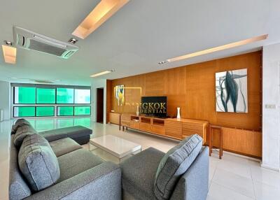 President Park  Spacious Pet Friendly Condo in Phrom Phong Area