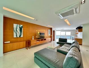 President Park  Spacious Pet Friendly Condo in Phrom Phong Area