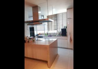 Millennium Residence  3 Bed Condo For Rent in Asoke