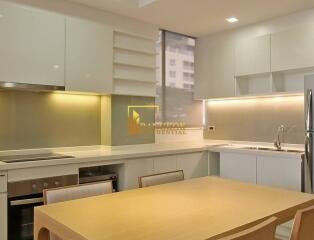 2 Bed Apartment For Rent in Asoke BR10784AP