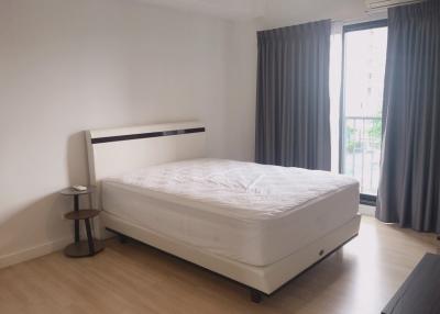 2 Bed Condo For Rent in Sathorn BR10428CD