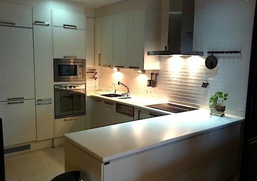 2 Bed Condo For Rent in Asoke BR10940CD