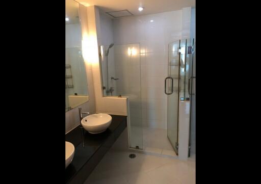 3 Bed Condo For Rent in Asoke BR10974CD