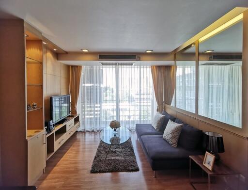 1 Bedroom For Rent in The Alcove 49, Thonglor