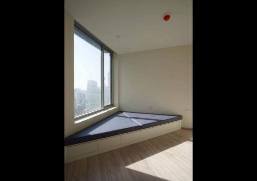 All Seasons Mansion  3 Bedroom Ploenchit Condo For Rent