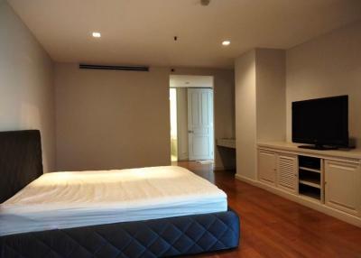 2 Bed Condo For Rent in Ratchadamri BR9559CD