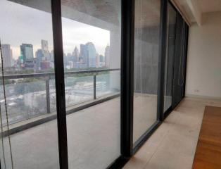 2 Bed Condo For Rent in Ratchadamri BR9559CD