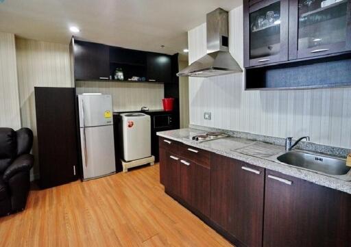 Trendy Condo  2 Bed Condo For Rent in Nana