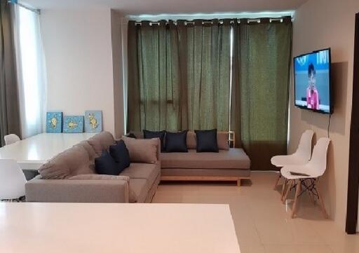 Sukhumvit Living Town  2 Bedroom Condo in Asoke