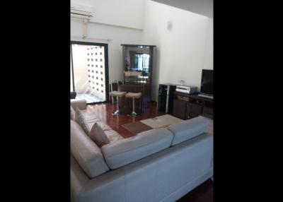 3 Bedroom House For Rent in Phrom Phong