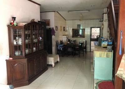 3 Bedroom House For Rent And Sale in Thong Lo
