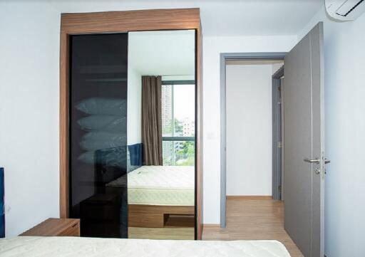 Taka Haus  2 Bedroom Condo For Rent in Ekkamai