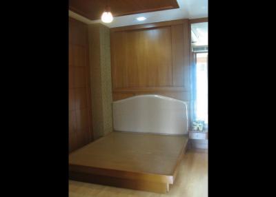 Nusasiri Grand Condo  2 Bedroom For Rent in Ekkamai