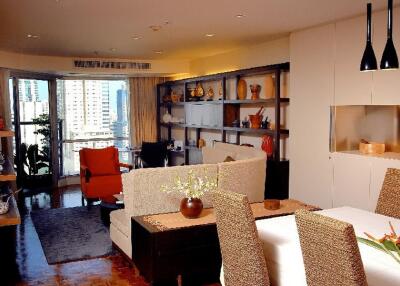 1 Bedroom For Rent in Sukhumvit Suites Condo Nana