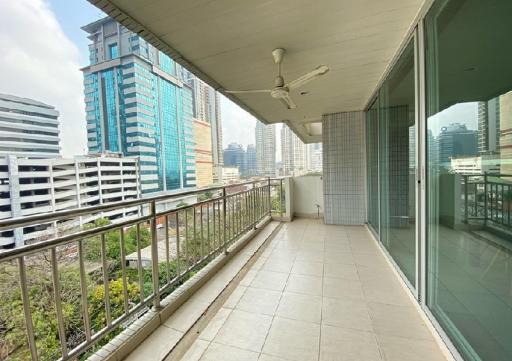 3 Bedroom Apartment in Sathorn