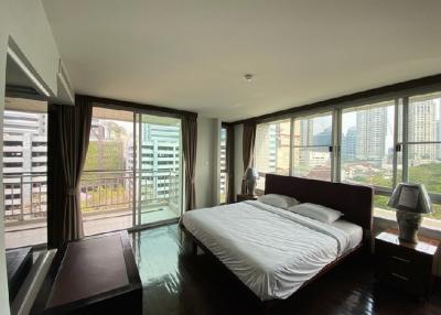 3 Bedroom Apartment in Sathorn