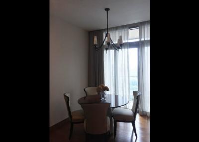 2 Bedroom Condo in Oriental Residence