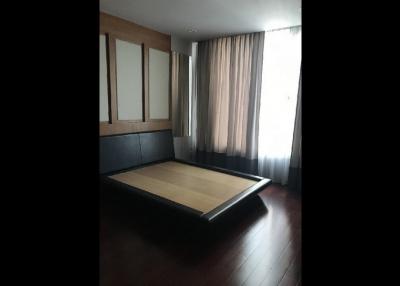 The Park Chidlom  3 Bedroom Condo For Rent