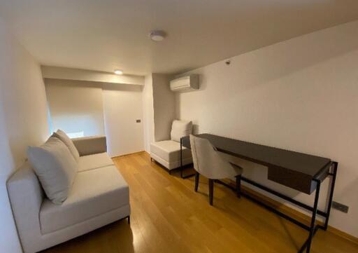 Siamese Exclusive Sukhumvit 31  3 Bedroom Duplex Condo For Rent