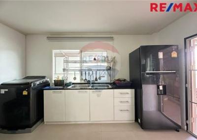 197 Sqm., 5 Beds Townhouse listed for ฿ 5,300,000.