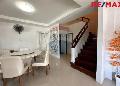 197 Sqm., 5 Beds House listed for ฿ 5,300,000.