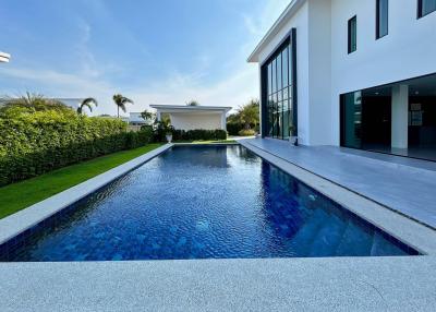 Palm Garden : 2 Storey 4 Bedroom Pool Villa